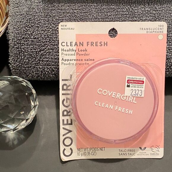 1036 Covergirl Clean Fresh Healthy Pressed Powder #100 Translucent Diaphane - Picture 1 of 3